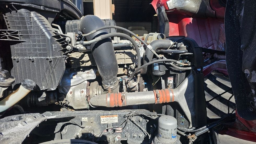 Day Cab Tractor-Heavy Duty Tractors-Freightliner-2019-T12664ST-Dayton-NJ-263,013\n\t\tmiles-$ 58,250 - Image 15