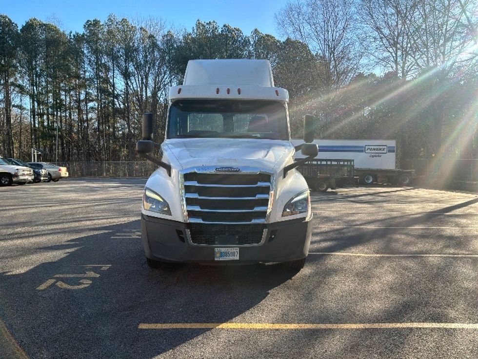 Day Cab Tractor-Heavy Duty Tractors-Freightliner-2019-T12664ST-Duluth-GA-407,758\n\t\tmiles-$ 44,500 - Image 2