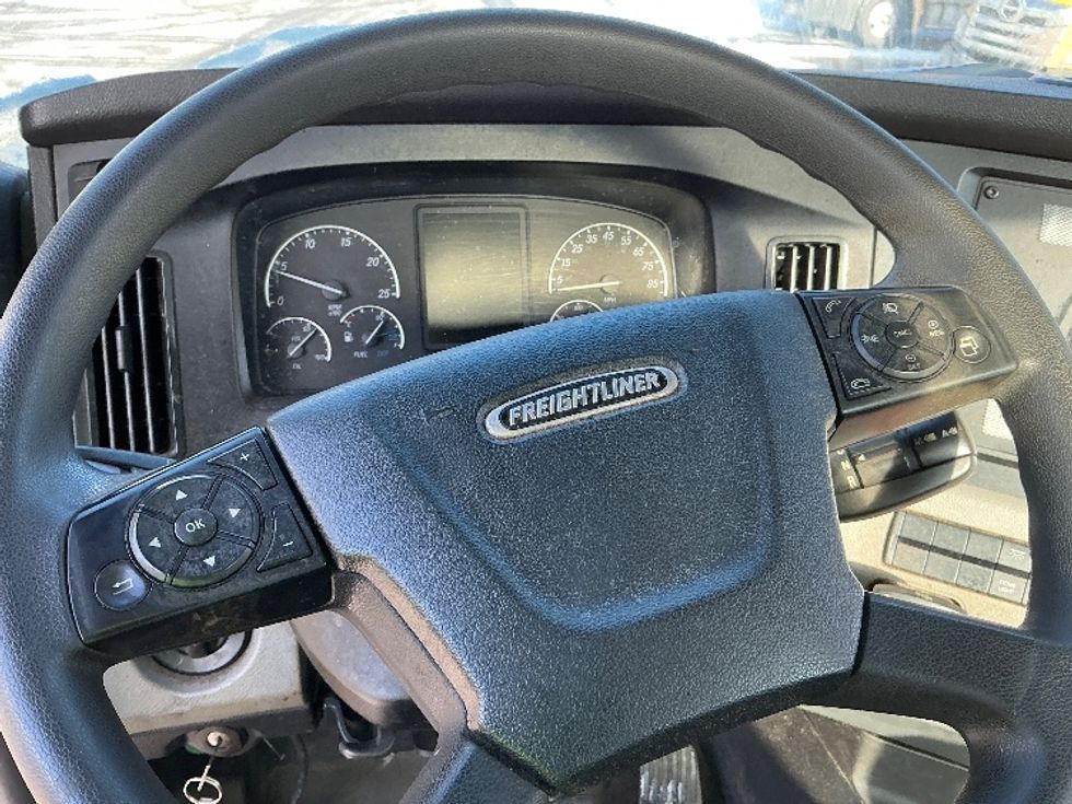 Day Cab Tractor-Heavy Duty Tractors-Freightliner-2019-T12664ST-East Chicago-IN-282,316\n\t\tmiles-$ 48,750 - Image 11