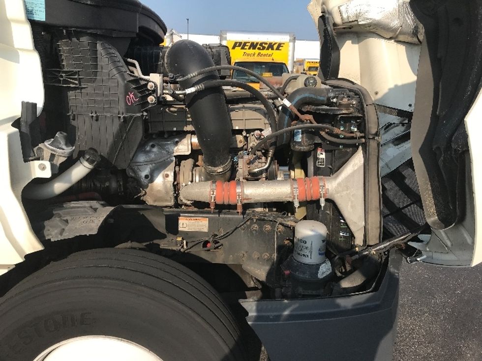 Day Cab Tractor-Heavy Duty Tractors-Freightliner-2019-T12664ST-East Chicago-IN-424,723\n\t\tmiles-$ 54,000 - Image 15