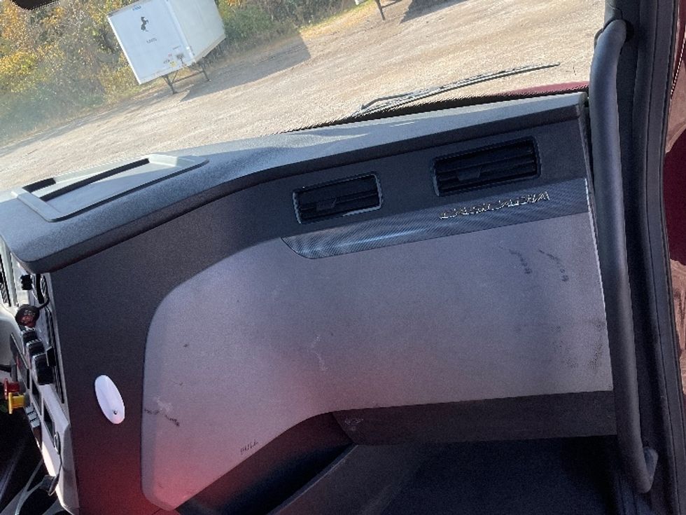 Day Cab Tractor-Heavy Duty Tractors-Freightliner-2019-T12664ST-East Chicago-IN-467,563\n\t\tmiles-$ 50,000 - Image 13