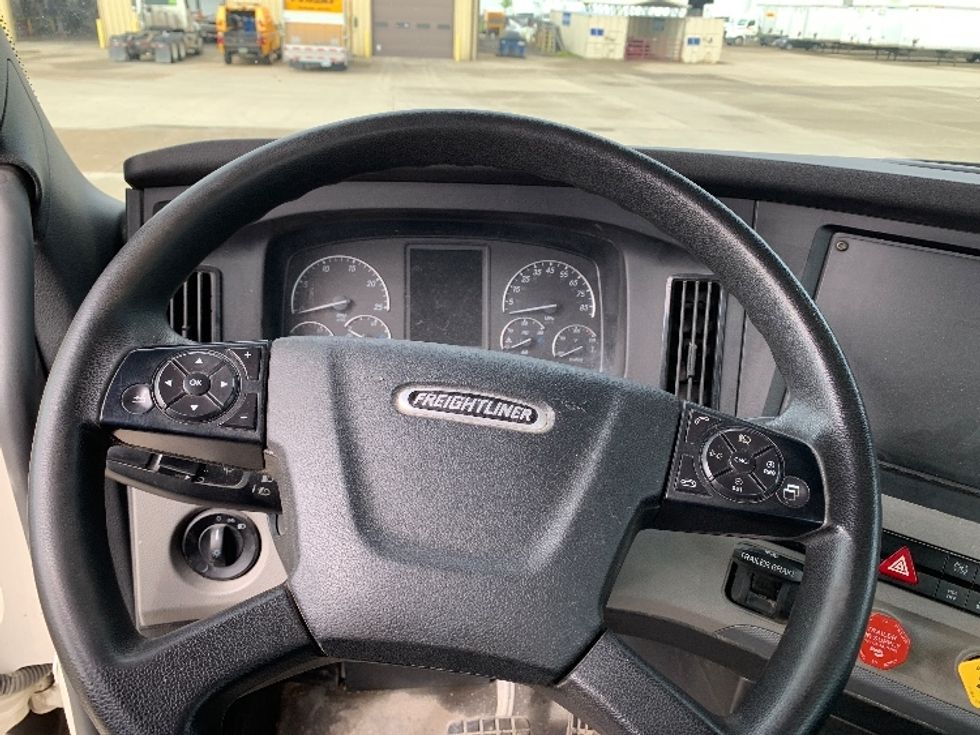 Day Cab Tractor-Heavy Duty Tractors-Freightliner-2019-T12664ST-East Liberty-OH-449,028\n\t\tmiles-$ 43,250 - Image 11