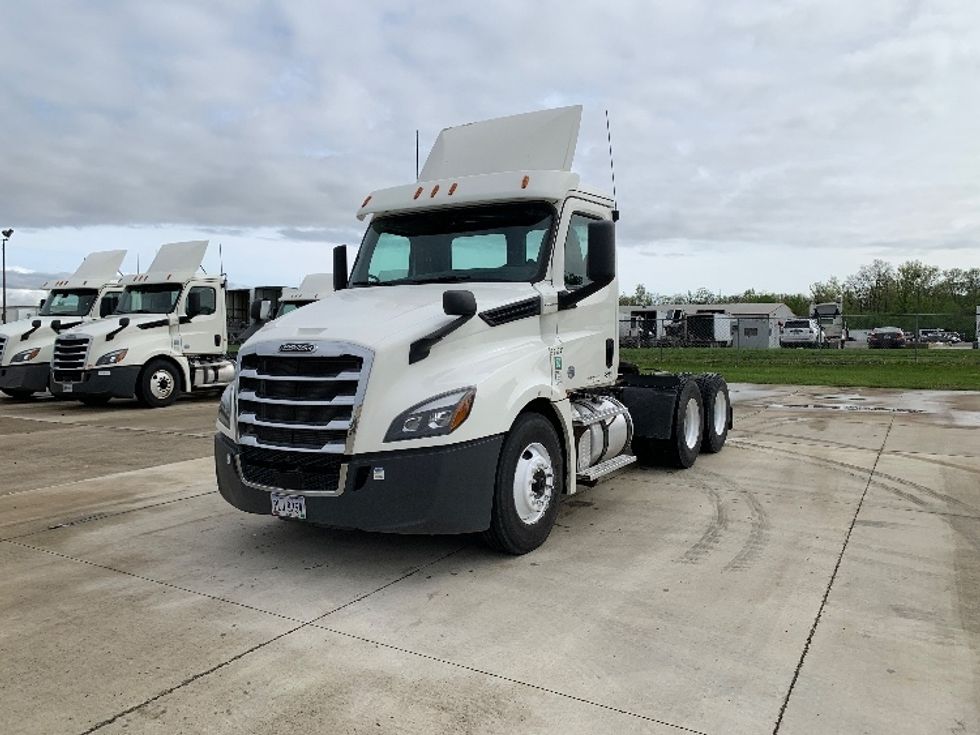 Day Cab Tractor-Heavy Duty Tractors-Freightliner-2019-T12664ST-East Liberty-OH-449,028\n\t\tmiles-$ 43,250 - Image 3