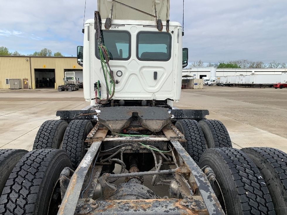 Day Cab Tractor-Heavy Duty Tractors-Freightliner-2019-T12664ST-East Liberty-OH-449,028\n\t\tmiles-$ 43,250 - Image 6