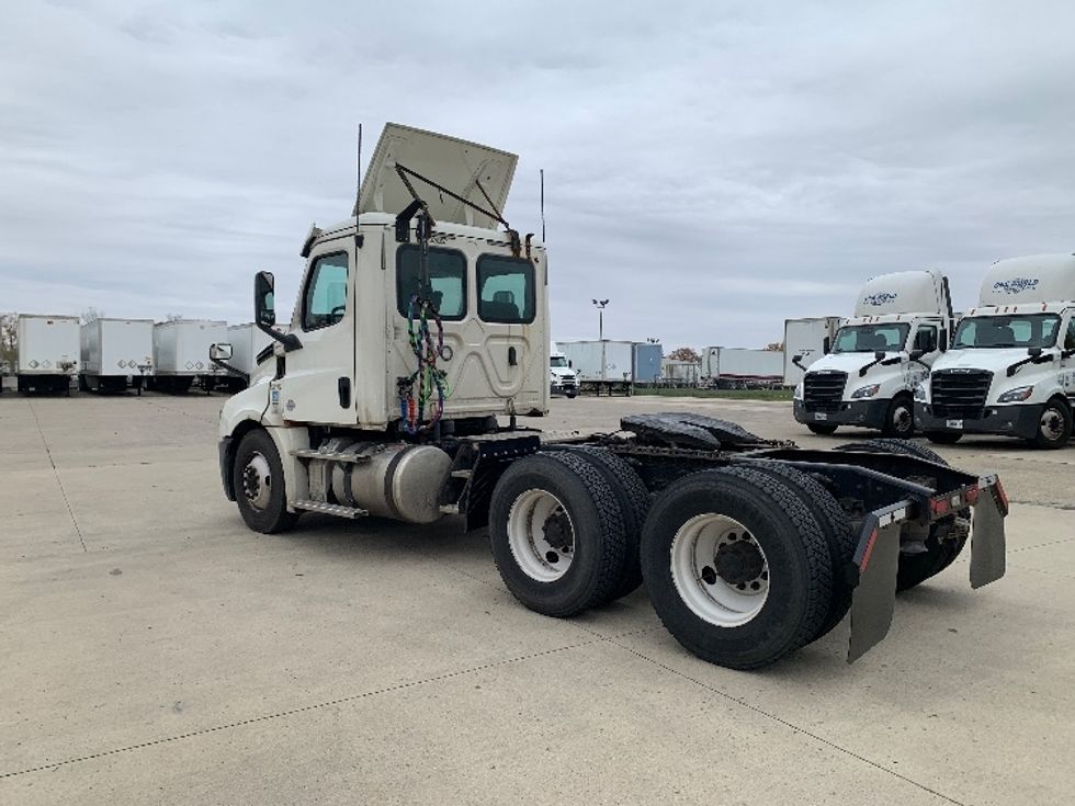 Day Cab Tractor-Heavy Duty Tractors-Freightliner-2019-T12664ST-East Liberty-OH-621,751\n\t\tmiles-$ 27,000 - Image 5