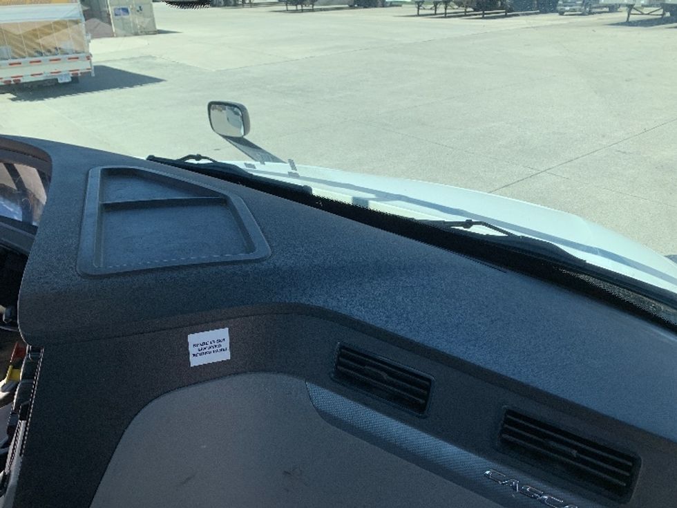 Day Cab Tractor-Heavy Duty Tractors-Freightliner-2019-T12664ST-East Liberty-OH-626,162\n\t\tmiles-$ 29,500 - Image 13