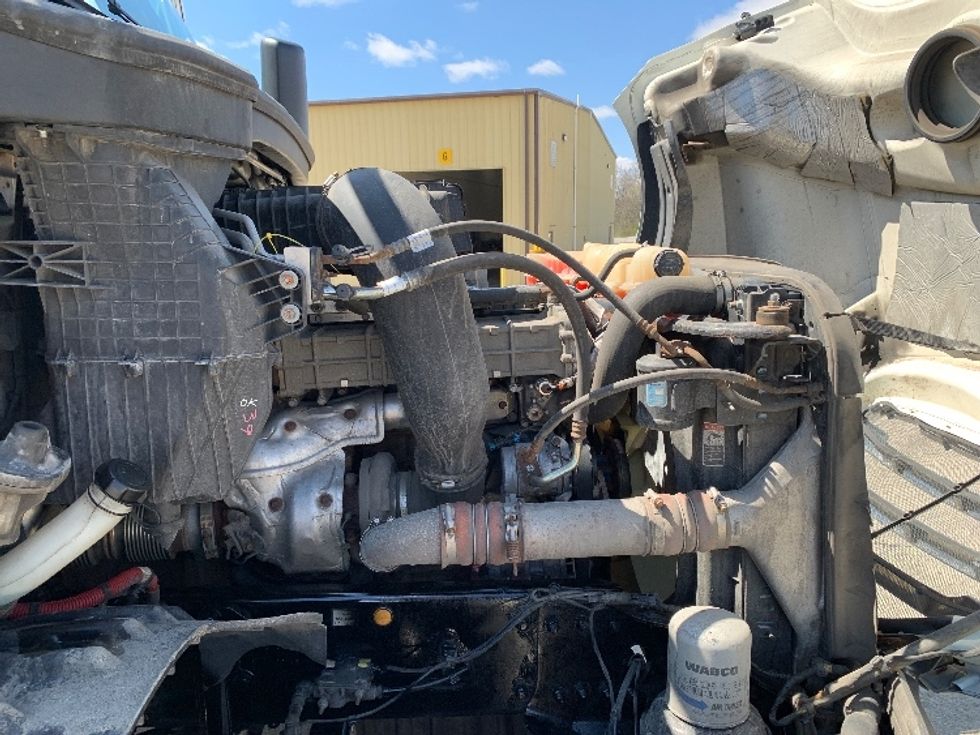Day Cab Tractor-Heavy Duty Tractors-Freightliner-2019-T12664ST-East Liberty-OH-626,162\n\t\tmiles-$ 29,500 - Image 15