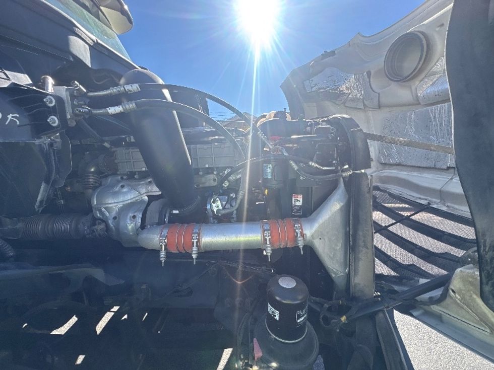 Day Cab Tractor-Heavy Duty Tractors-Freightliner-2019-T12664ST-El Paso-TX-221,983\n\t\tmiles-$ 57,500 - Image 15