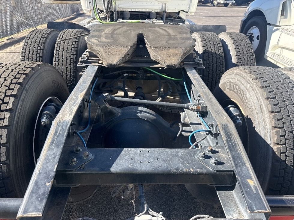 Day Cab Tractor-Heavy Duty Tractors-Freightliner-2019-T12664ST-El Paso-TX-221,983\n\t\tmiles-$ 57,500 - Image 6