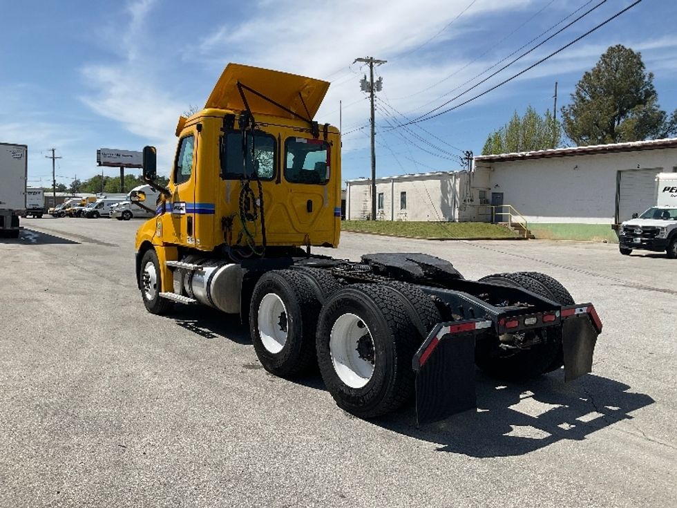 Day Cab Tractor-Heavy Duty Tractors-Freightliner-2019-T12664ST-El Paso-TX-319,660\n\t\tmiles-$ 54,750 - Image 5