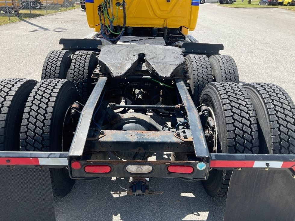 Day Cab Tractor-Heavy Duty Tractors-Freightliner-2019-T12664ST-El Paso-TX-319,660\n\t\tmiles-$ 54,750 - Image 6