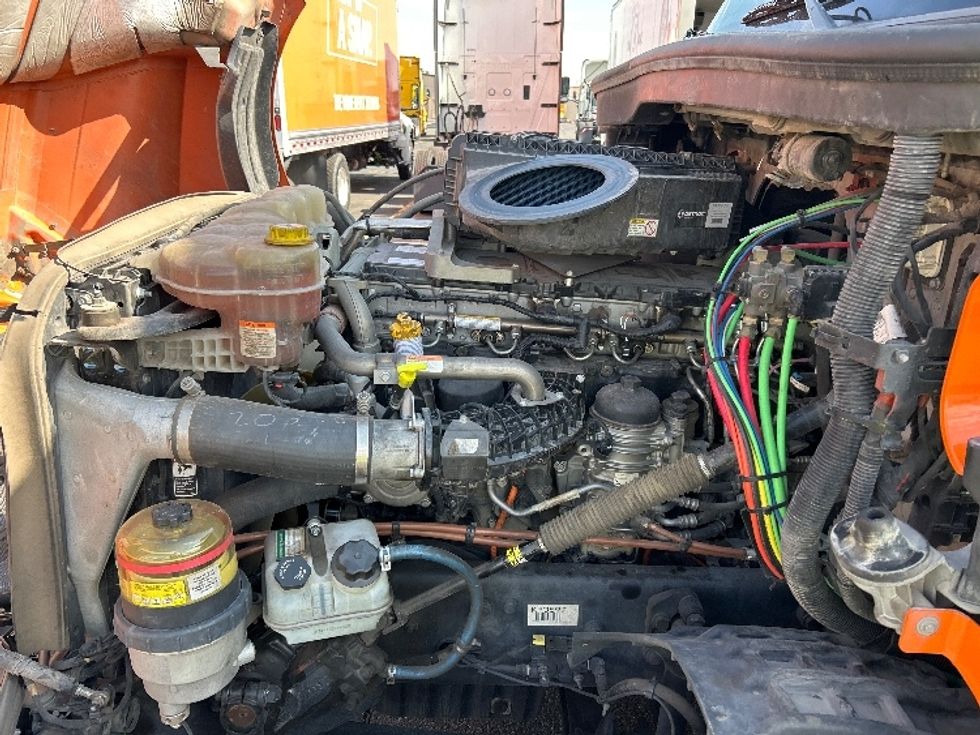 Day Cab Tractor-Heavy Duty Tractors-Freightliner-2019-T12664ST-El Paso-TX-570,368\n\t\tmiles-$ 33,000 - Image 16