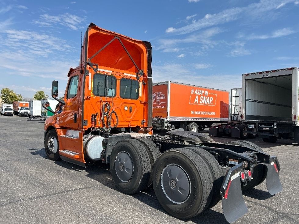 Day Cab Tractor-Heavy Duty Tractors-Freightliner-2019-T12664ST-El Paso-TX-570,368\n\t\tmiles-$ 33,000 - Image 5