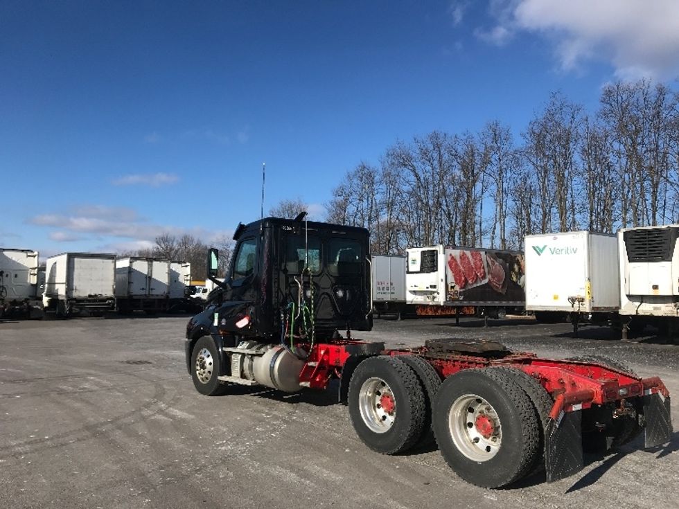 Day Cab Tractor-Heavy Duty Tractors-Freightliner-2019-T12664ST-Elmira-NY-272,132\n\t\tmiles-$ 41,250 - Image 5