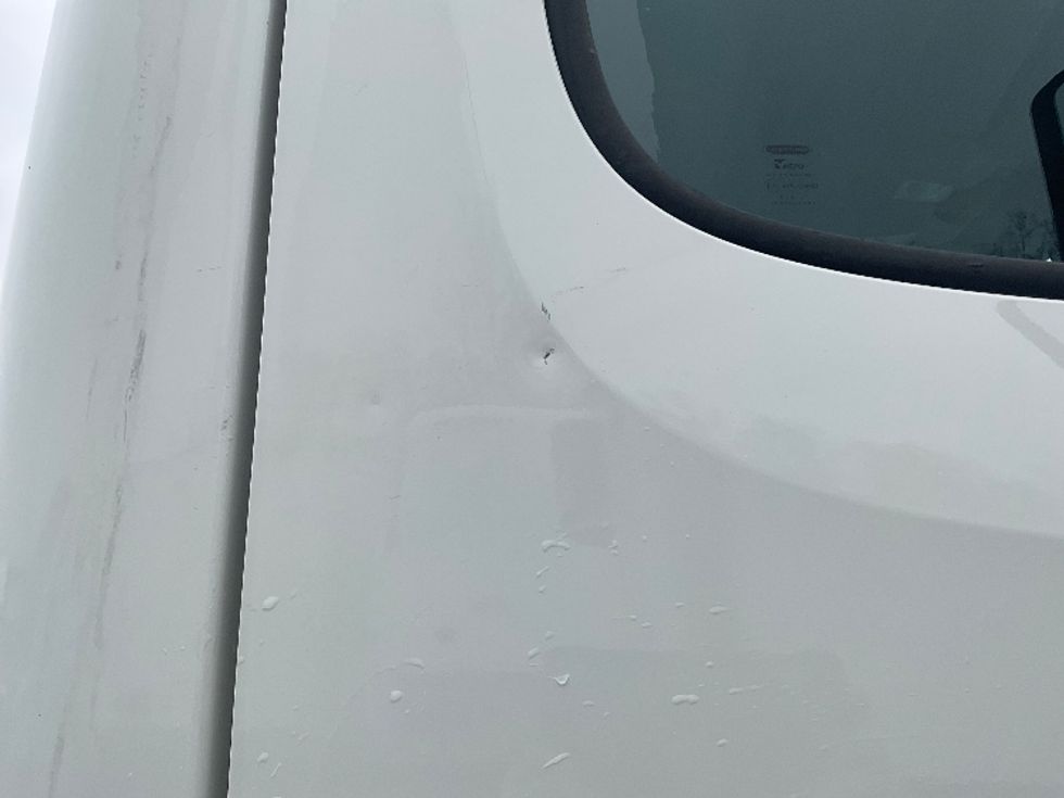 Day Cab Tractor-Heavy Duty Tractors-Freightliner-2019-T12664ST-Elmira-NY-410,000\n\t\tmiles-$ 45,500 - Image 18