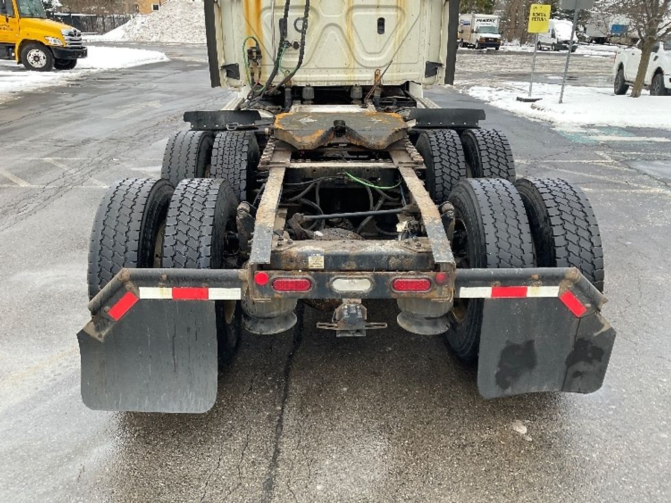 Day Cab Tractor-Heavy Duty Tractors-Freightliner-2019-T12664ST-Flower Mound-TX-339,021\n\t\tmiles-$ 46,000 - Image 6