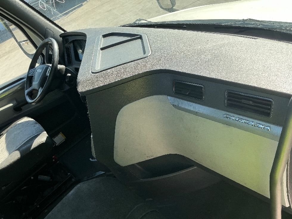 Day Cab Tractor-Heavy Duty Tractors-Freightliner-2019-T12664ST-Fontana-CA-363,025\n\t\tmiles-$ 48,000 - Image 14