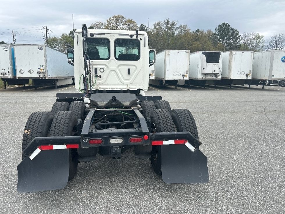Day Cab Tractor-Heavy Duty Tractors-Freightliner-2019-T12664ST-Forest Park-GA-496,407\n\t\tmiles-$ 36,500 - Image 6