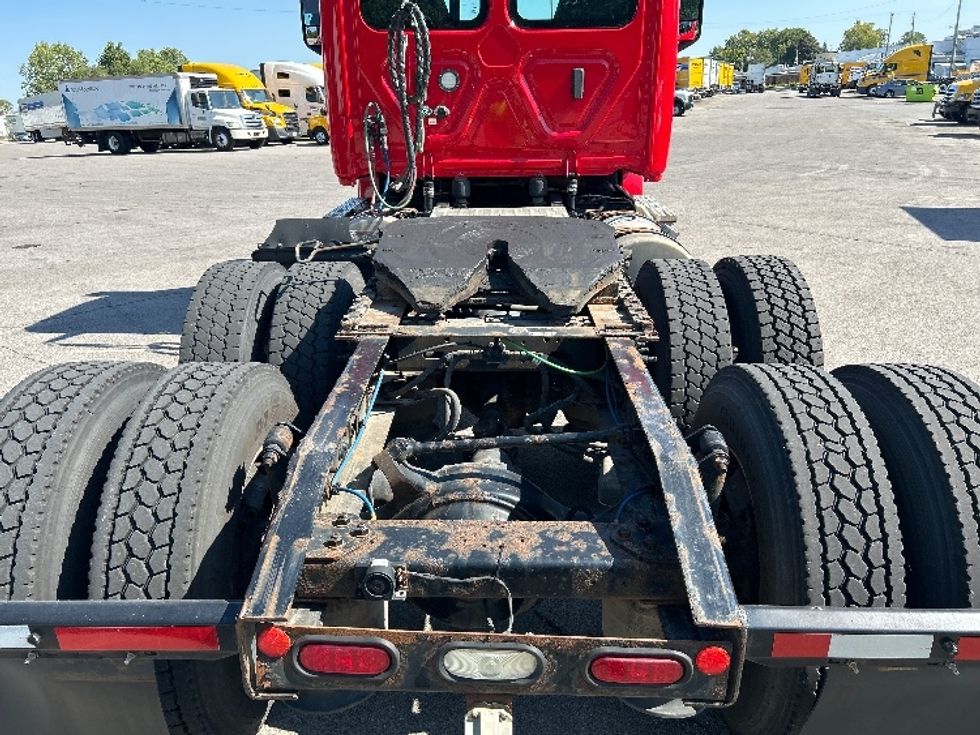 Day Cab Tractor-Heavy Duty Tractors-Freightliner-2019-T12664ST-Fort Wayne-IN-369,579\n\t\tmiles-$ 48,000 - Image 6