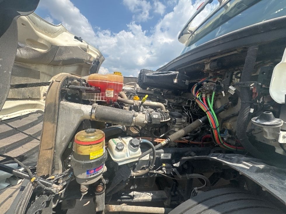 Day Cab Tractor-Heavy Duty Tractors-Freightliner-2019-T12664ST-Fort Worth-TX-471,636\n\t\tmiles-$ 45,500 - Image 16