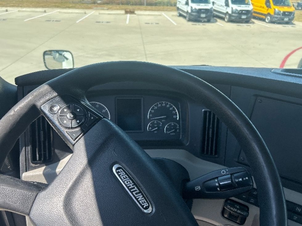 Day Cab Tractor-Heavy Duty Tractors-Freightliner-2019-T12664ST-Fort Worth-TX-648,488\n\t\tmiles-$ 27,000 - Image 11