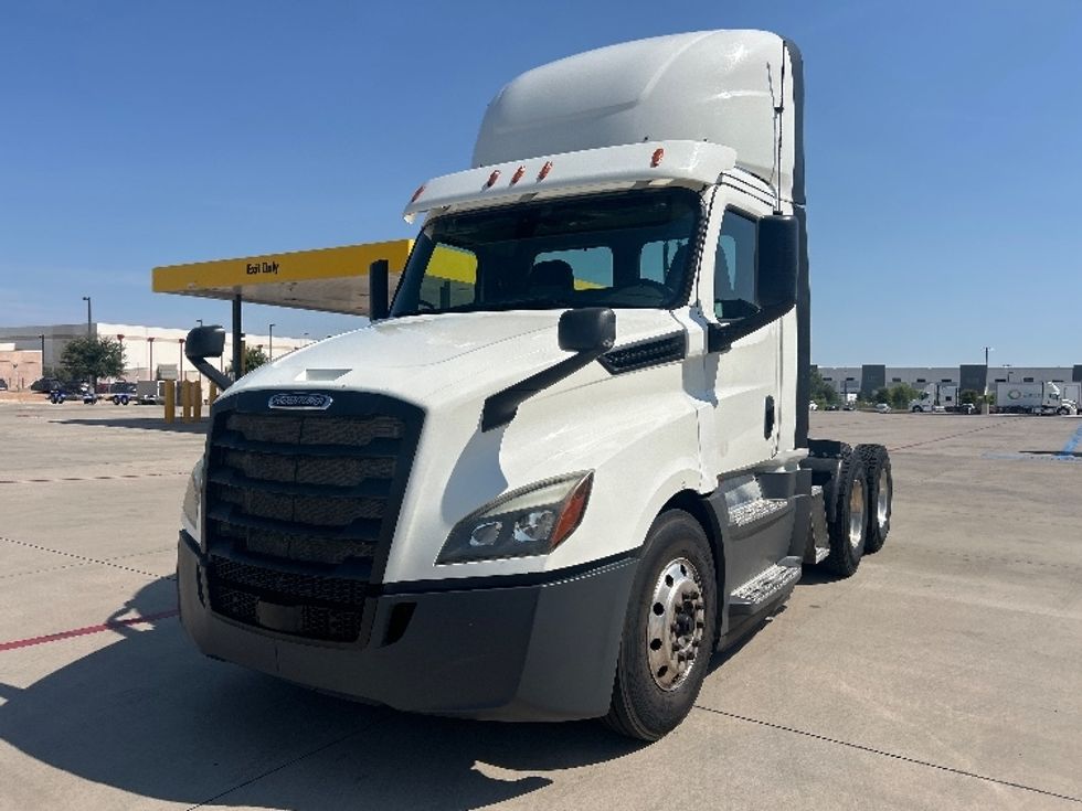 Day Cab Tractor-Heavy Duty Tractors-Freightliner-2019-T12664ST-Fort Worth-TX-648,488\n\t\tmiles-$ 27,000 - Image 3
