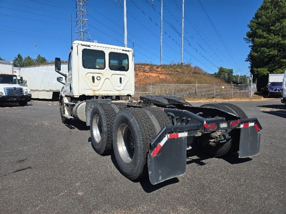 Day Cab Tractor-Heavy Duty Tractors-Freightliner-2019-T12664ST-Gainesville-GA-376,265\n\t\tmiles-$ 61,500 - Image 5