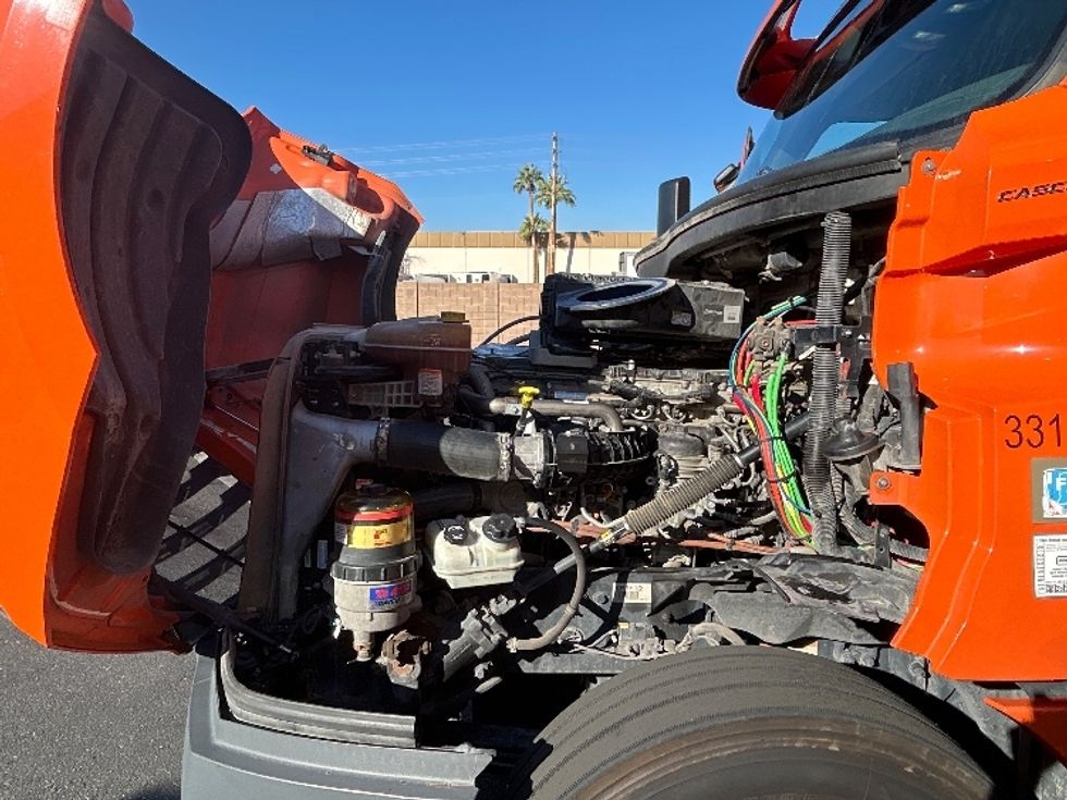 Day Cab Tractor-Heavy Duty Tractors-Freightliner-2019-T12664ST-Goodyear-AZ-504,620\n\t\tmiles-$ 36,000 - Image 16