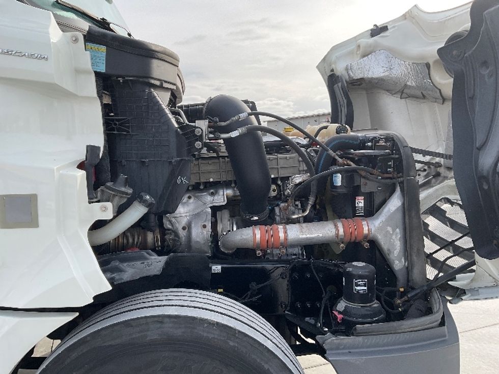 Day Cab Tractor-Heavy Duty Tractors-Freightliner-2019-T12664ST-Goshen-IN-389,247\n\t\tmiles-$ 50,250 - Image 15