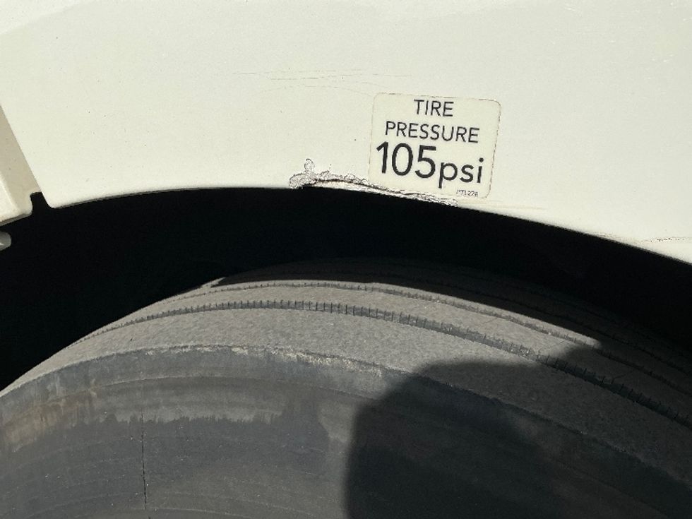 Day Cab Tractor-Heavy Duty Tractors-Freightliner-2019-T12664ST-Greeley-CO-170,978\n\t\tmiles-$ 53,750 - Image 18