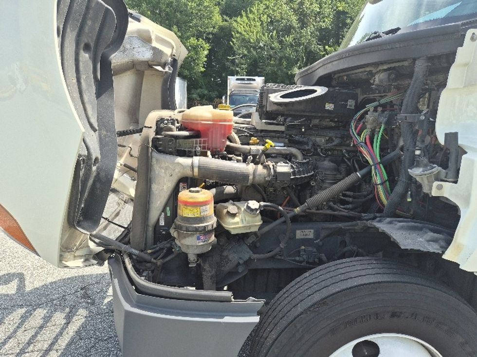 Day Cab Tractor-Heavy Duty Tractors-Freightliner-2019-T12664ST-Greensboro-NC-335,874\n\t\tmiles-$ 48,500 - Image 15