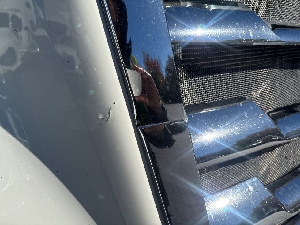 Day Cab Tractor-Heavy Duty Tractors-Freightliner-2019-T12664ST-Greensboro-NC-525,288\n\t\tmiles-$ 37,000 - Image 21