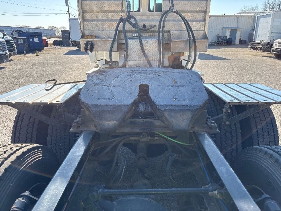 Day Cab Tractor-Heavy Duty Tractors-Freightliner-2019-T12664ST-Greer-SC-240,869\n\t\tmiles-$ 55,000 - Image 6