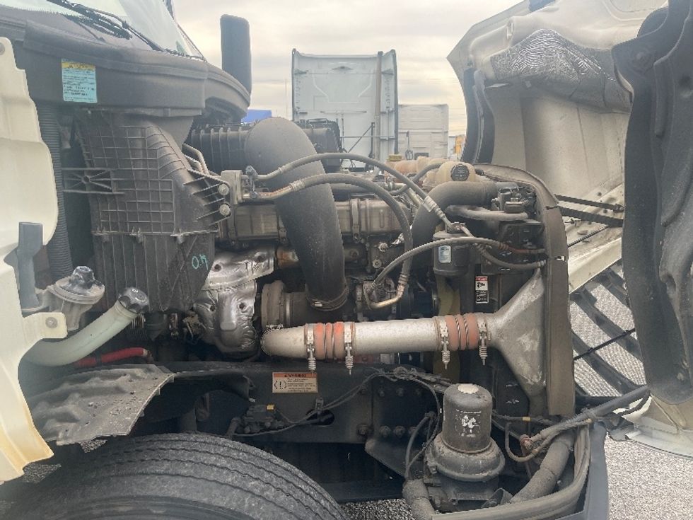 Day Cab Tractor-Heavy Duty Tractors-Freightliner-2019-T12664ST-Greer-SC-267,138\n\t\tmiles-$ 56,750 - Image 15