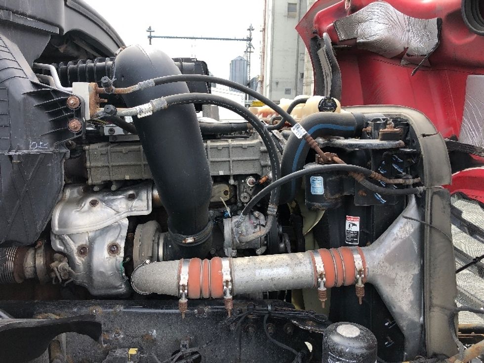 Day Cab Tractor-Heavy Duty Tractors-Freightliner-2019-T12664ST-Guilderland Center-NY-386,695\n\t\tmiles-$ 42,750 - Image 15