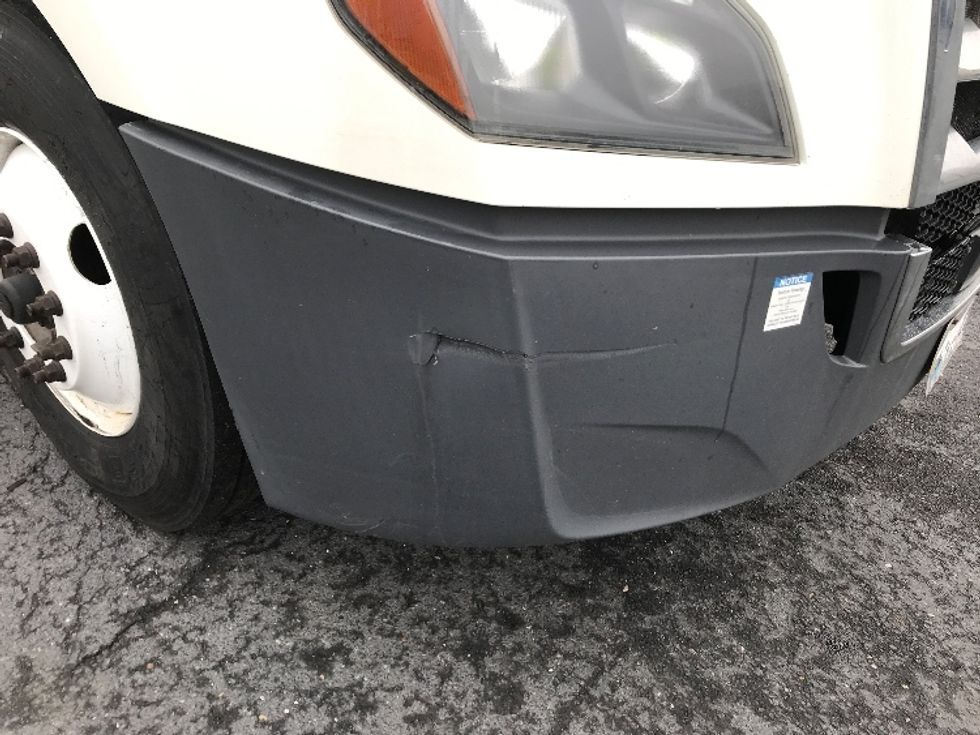 Day Cab Tractor-Heavy Duty Tractors-Freightliner-2019-T12664ST-Harrisonburg-VA-488,081\n\t\tmiles-$ 39,500 - Image 17