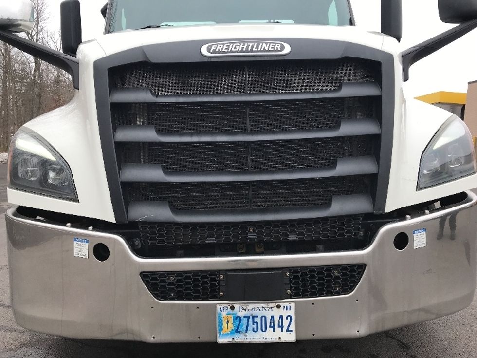 Day Cab Tractor-Heavy Duty Tractors-Freightliner-2019-T12664ST-Hazleton-PA-649,257\n\t\tmiles-$ 30,250 - Image 20