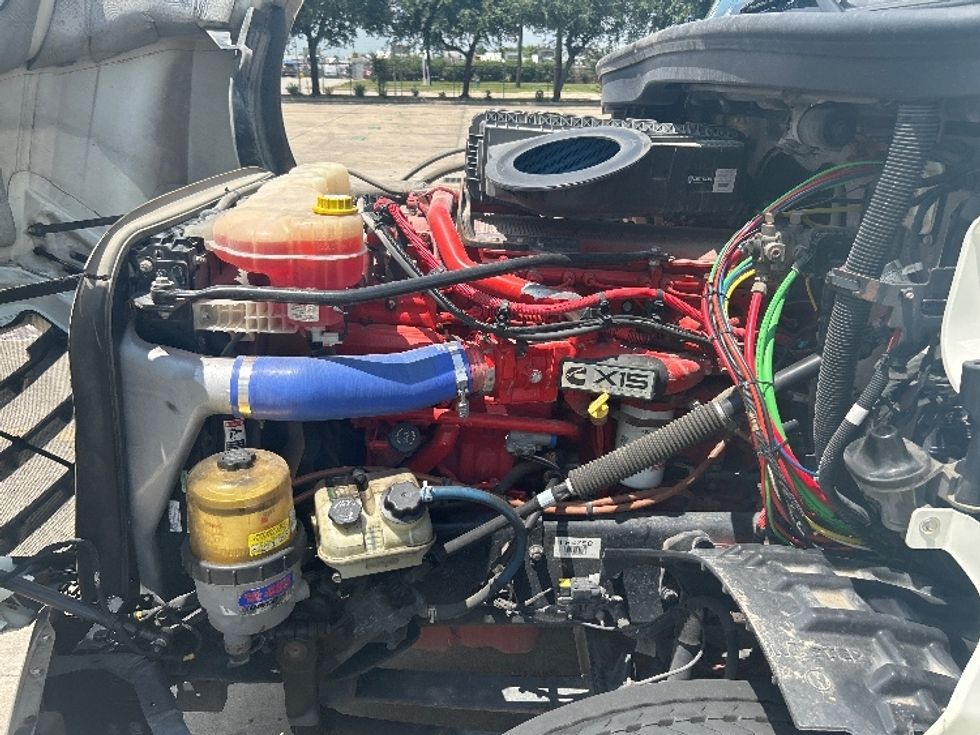 Day Cab Tractor-Heavy Duty Tractors-Freightliner-2019-T12664ST-Houston-TX-152,997\n\t\tmiles-$ 60,000 - Image 16
