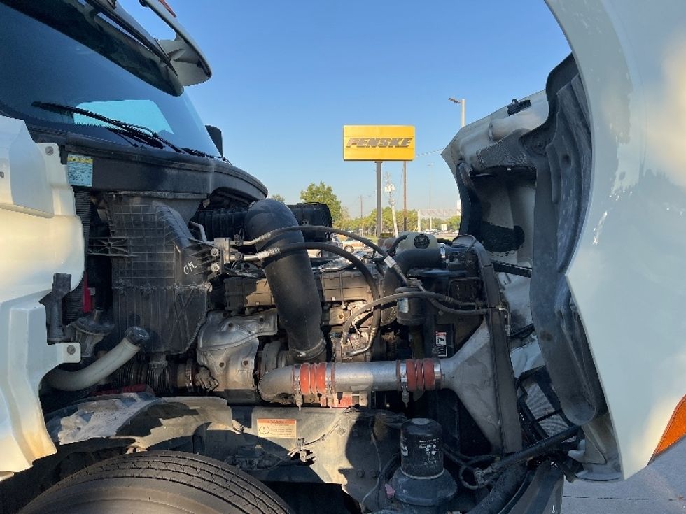 Day Cab Tractor-Heavy Duty Tractors-Freightliner-2019-T12664ST-Houston-TX-179,224\n\t\tmiles-$ 59,750 - Image 14