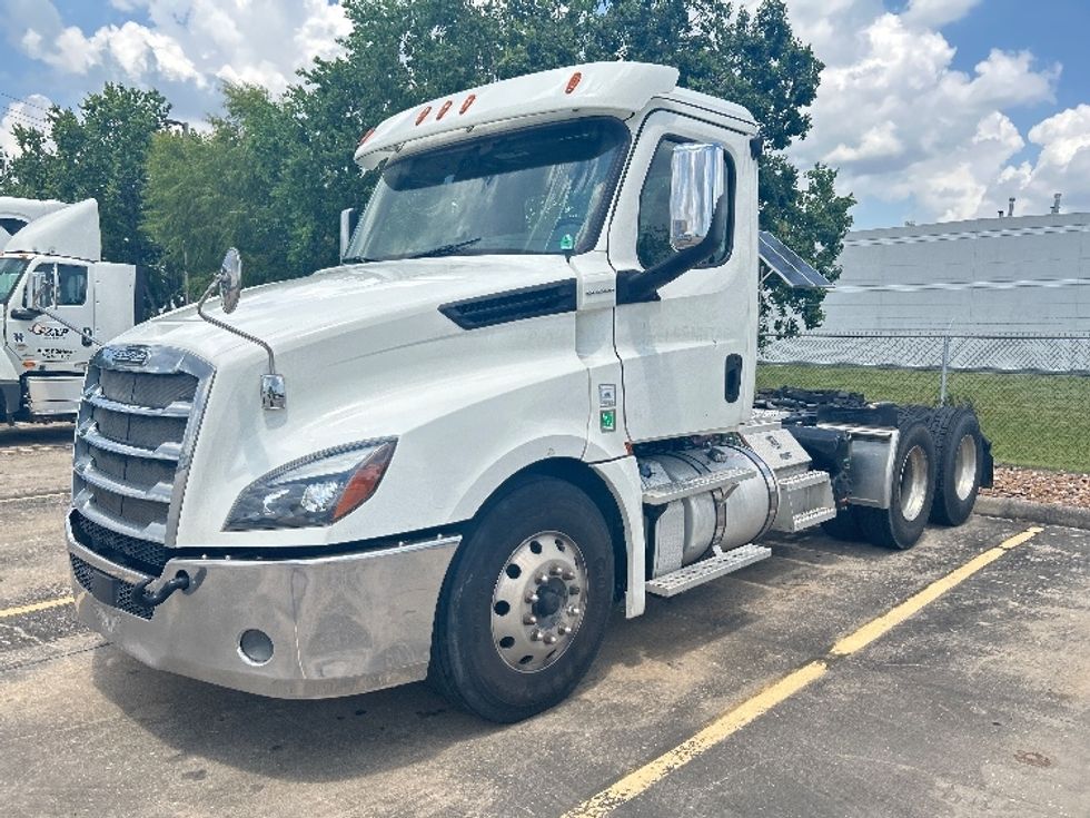 Day Cab Tractor-Heavy Duty Tractors-Freightliner-2019-T12664ST-Houston-TX-219,871\n\t\tmiles-$ 56,500 - Image 3