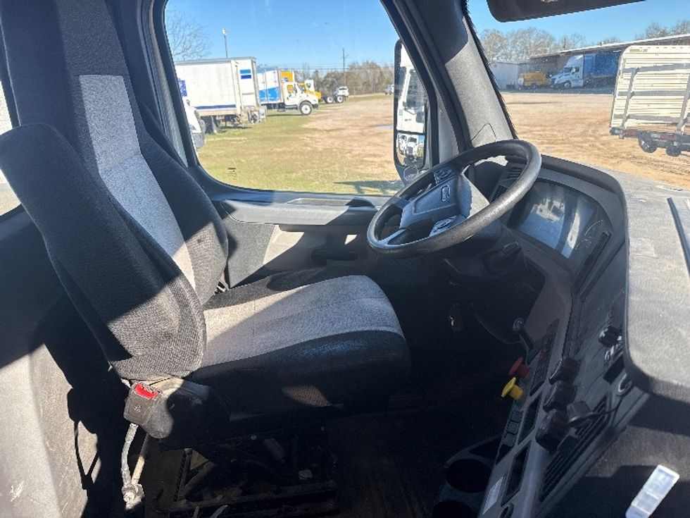 Day Cab Tractor-Heavy Duty Tractors-Freightliner-2019-T12664ST-Houston-TX-315,741\n\t\tmiles-$ 44,250 - Image 14
