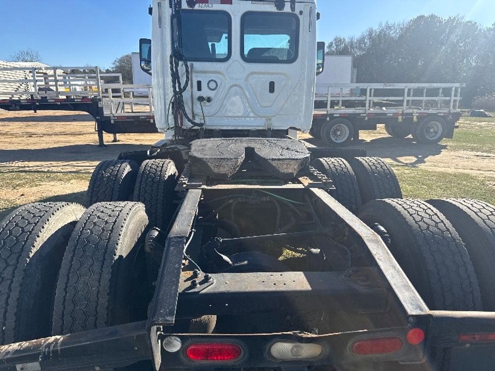 Day Cab Tractor-Heavy Duty Tractors-Freightliner-2019-T12664ST-Houston-TX-315,741\n\t\tmiles-$ 44,250 - Image 6