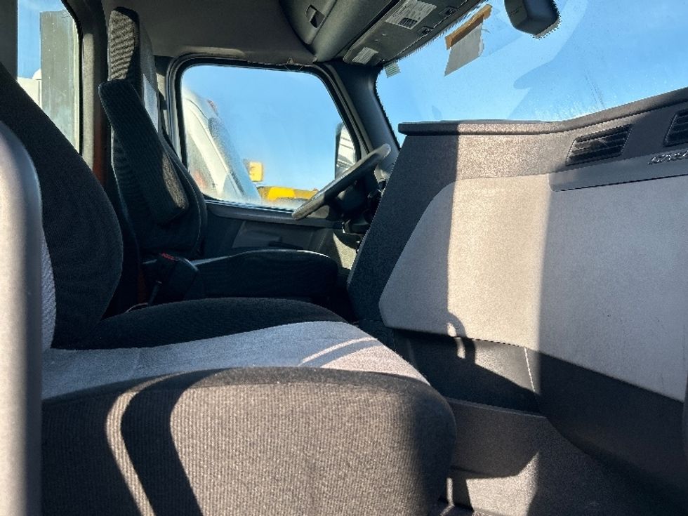 Day Cab Tractor-Heavy Duty Tractors-Freightliner-2019-T12664ST-Houston-TX-503,836\n\t\tmiles-$ 40,250 - Image 12