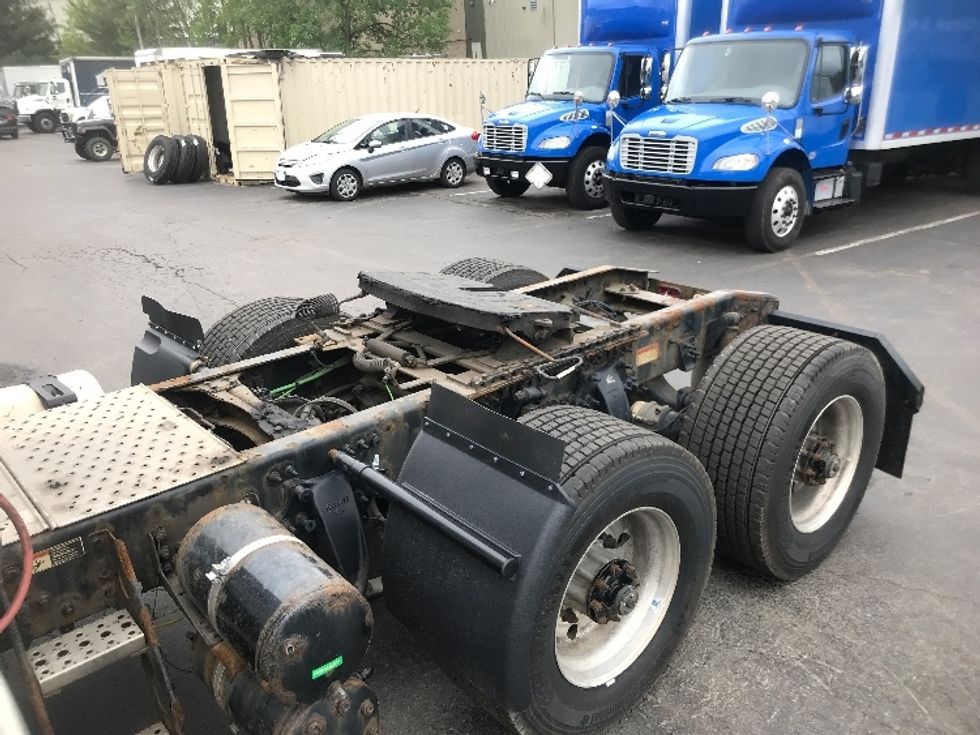 Day Cab Tractor-Heavy Duty Tractors-Freightliner-2019-T12664ST-Jessup-PA-505,442\n\t\tmiles-$ 42,750 - Image 17