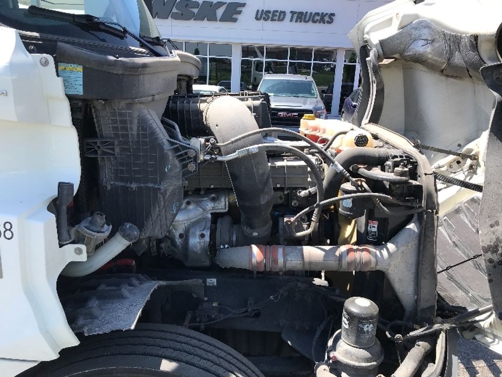 Day Cab Tractor-Heavy Duty Tractors-Freightliner-2019-T12664ST-Kansas City-MO-250,723\n\t\tmiles-$ 52,000 - Image 15