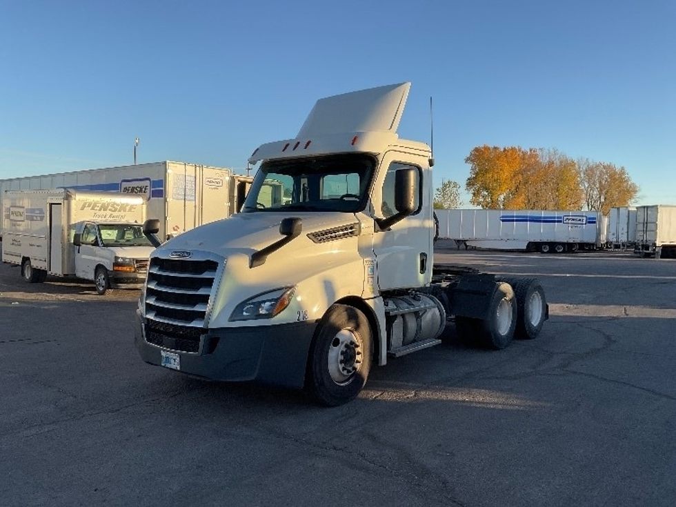 Day Cab Tractor-Heavy Duty Tractors-Freightliner-2019-T12664ST-Kansas City-MO-359,911\n\t\tmiles-$ 46,500 - Image 3