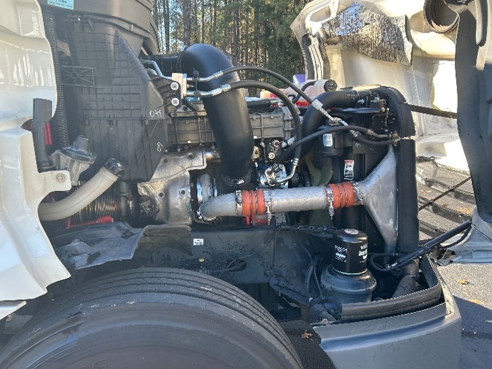 Day Cab Tractor-Heavy Duty Tractors-Freightliner-2019-T12664ST-Kennesaw-GA-506,046\n\t\tmiles-$ 40,250 - Image 15