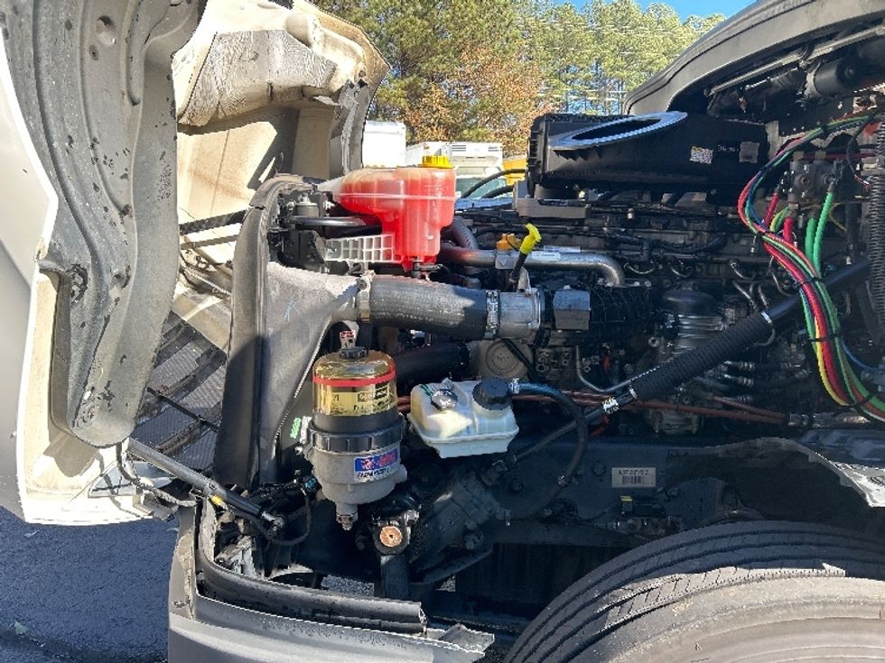 Day Cab Tractor-Heavy Duty Tractors-Freightliner-2019-T12664ST-Kennesaw-GA-506,046\n\t\tmiles-$ 40,250 - Image 16