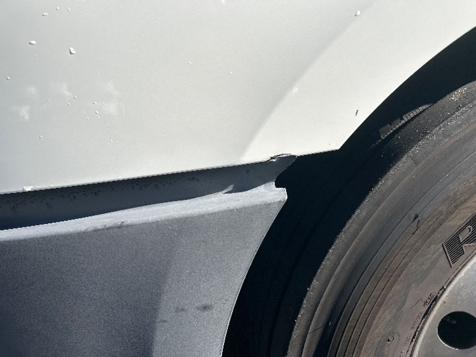 Day Cab Tractor-Heavy Duty Tractors-Freightliner-2019-T12664ST-Kennesaw-GA-506,046\n\t\tmiles-$ 40,250 - Image 17