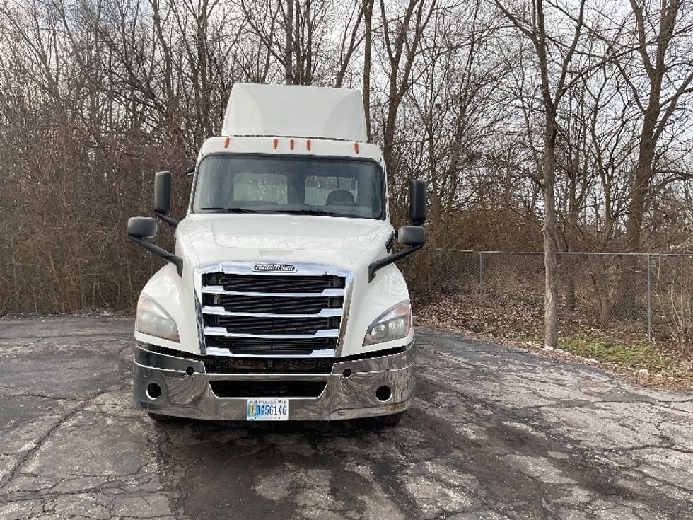 Day Cab Tractor-Heavy Duty Tractors-Freightliner-2019-T12664ST-La Porte-IN-470,675\n\t\tmiles-$ 47,500 - Image 2